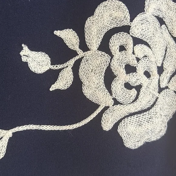 Eci midi pencil skirt - Picture 3 of 7